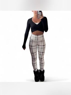 ALO Yoga Airlift High-Waisted MAGNIFIED Plaid Leggings